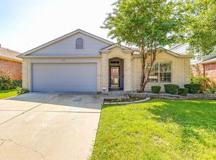 112 Amber Ridge Dr, Arlington, TX 76002