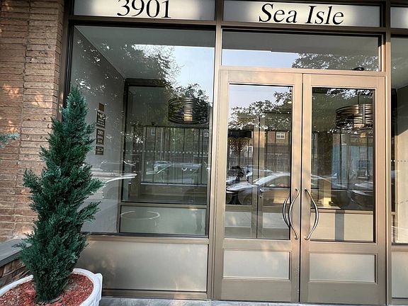 2nd image of 3901 Nostrand Ave #6G