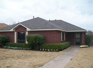 704 Meadow Ln, Princeton, TX 75098