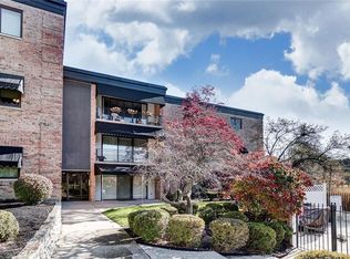 5380 Landau Dr APT 35, Dayton, OH 45429