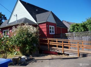 308 S 8th Ave, Kelso, WA 98626