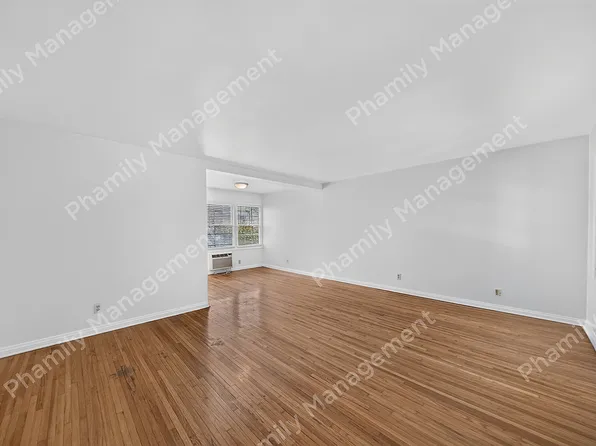 1745 Grevelia St APT 11, South Pasadena, CA 91030