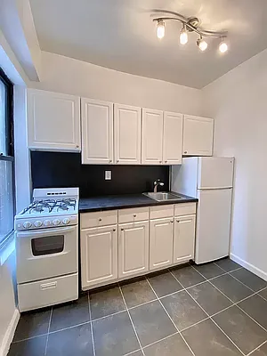 Rented by City & Suburban | media 2