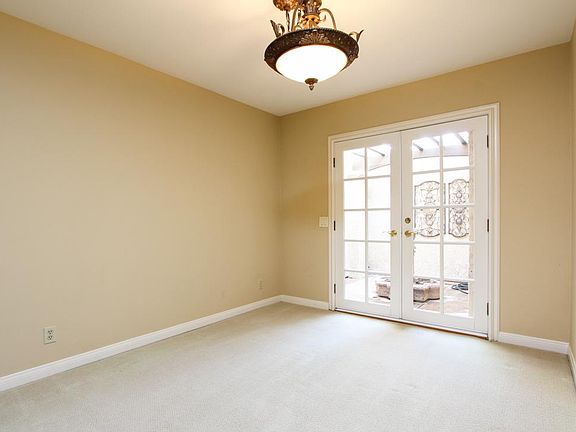 5th image of 2358 Leeward Cir
