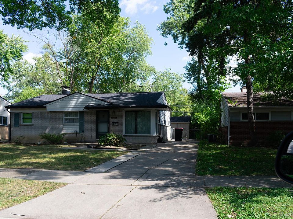 1st image of 28158 Fairfax St