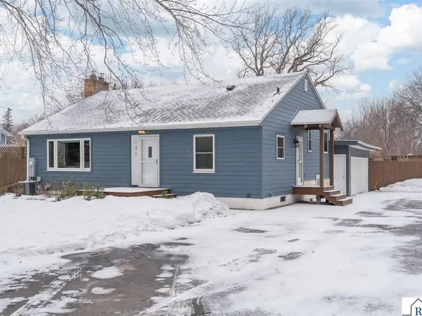 145 S Skyline Dr, Skyline, MN 56001