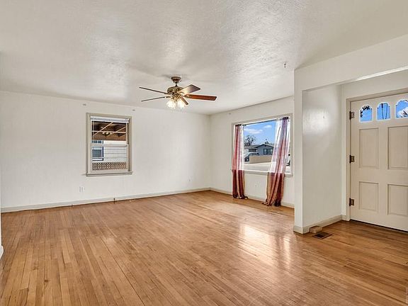 2nd image of 614 Henry Ave