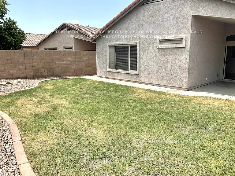 7161 W Pontiac Dr — Photo 11