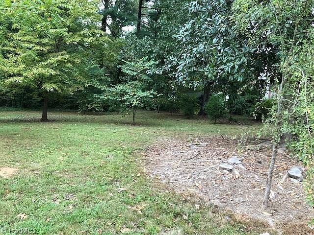 2nd image of 108 Forest Dr