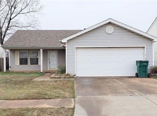 921 Periwinkle Dr, Yukon, OK 73099