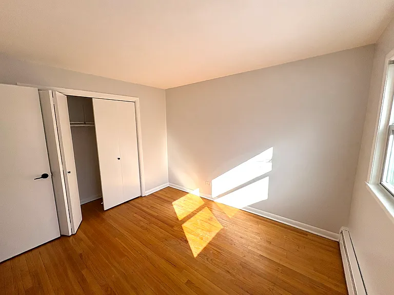 8905 Plainfield Rd #1E — Photo 11