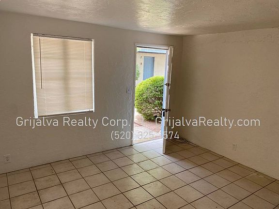 2nd image of 2309 N Elaine Blvd #D