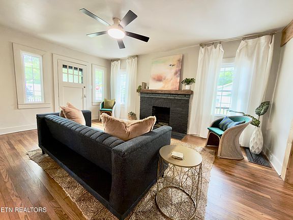 4th image of 1701 Branson Ave