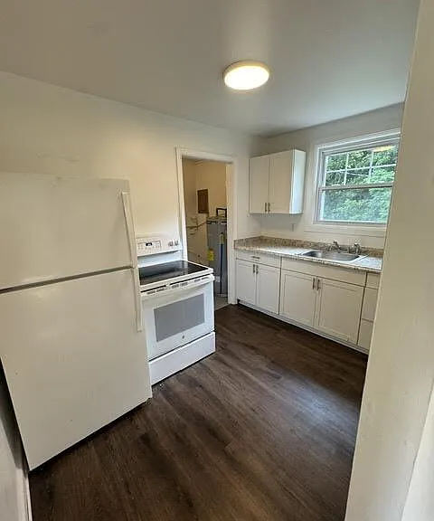 375 Cherrydale Ave — Photo 3