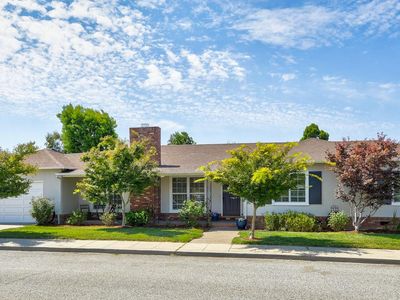 100 Alberta Ave, San Carlos, CA, 94070