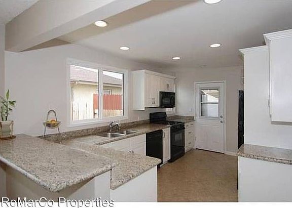 5th image of 5576 Gala Ave