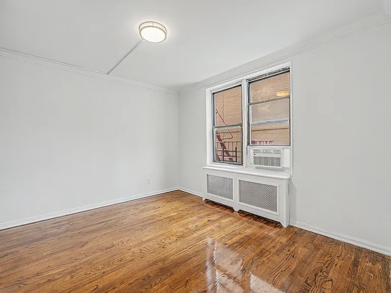 1420 York Ave #3G — Photo 7
