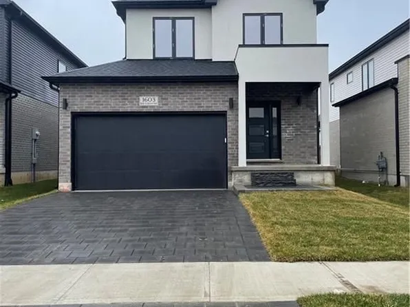 1603 Bob Schram Way, London, ON N6G 2S7