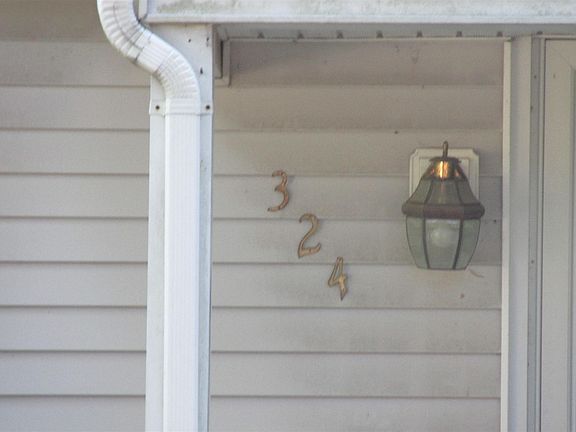 2nd image of 324 Lacey Dr