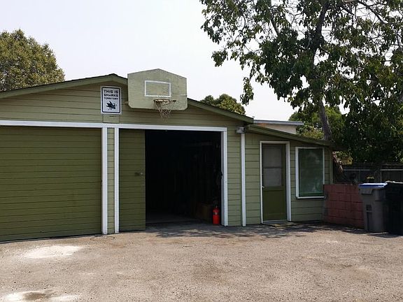 2nd image of 444 S Buena Vista Ave
