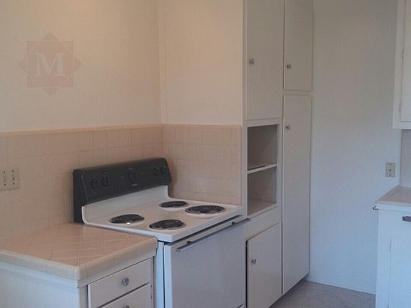 3rd image of 229 W Quinto St APT 4