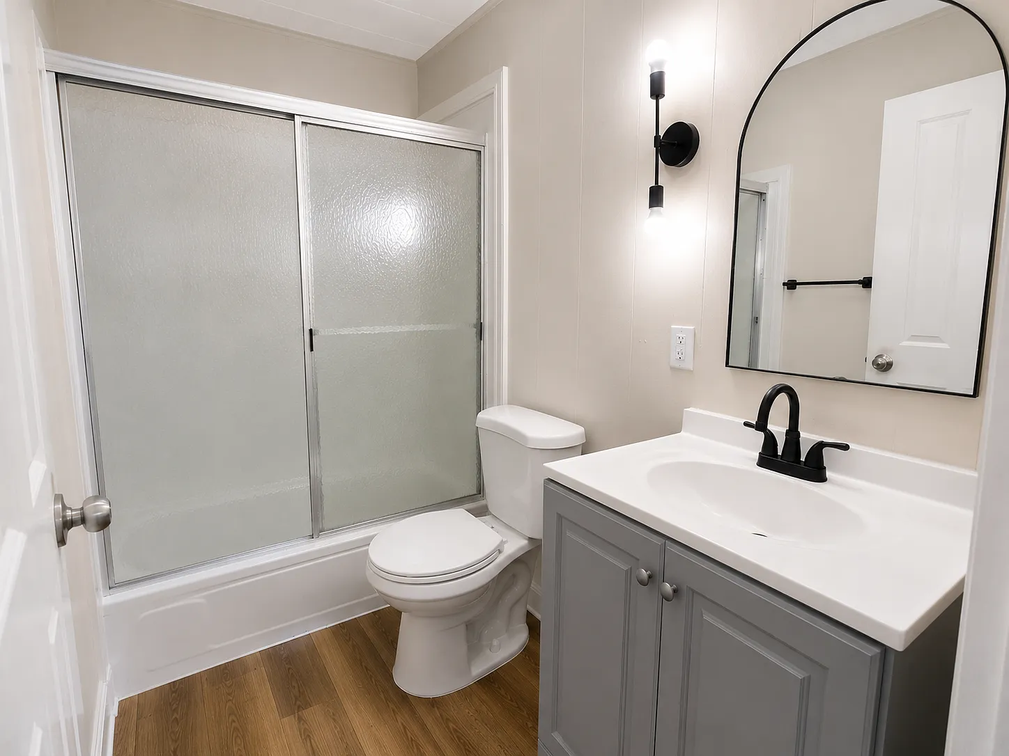 1 bed, 700 sqft, $750 — Photo 3