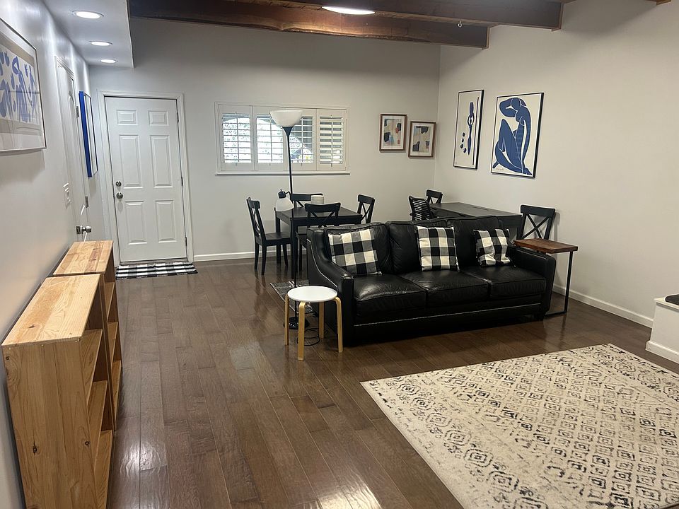 1st image of 257 Shoreview Dr #1