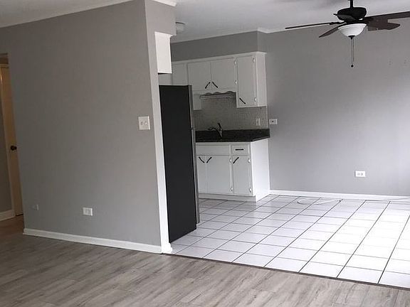 4th image of 9735 S Cicero Ave APT 1SW