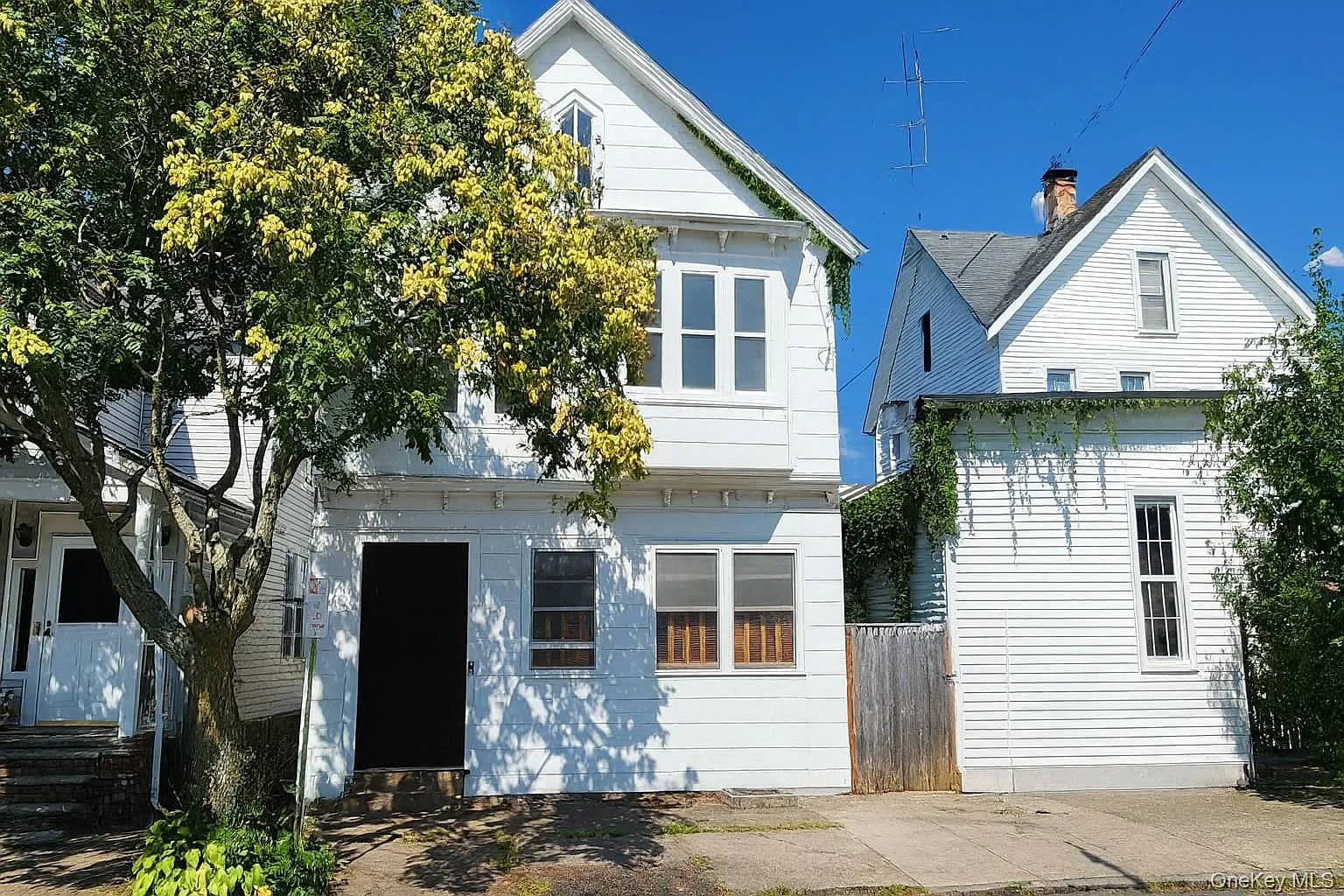 40 King Street photo 1