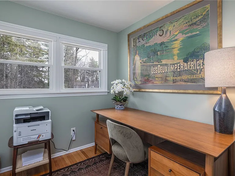 95 Parkwood Ave — Photo 29