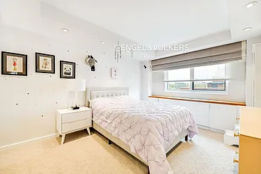 Sold by Engel & Völkers New York City