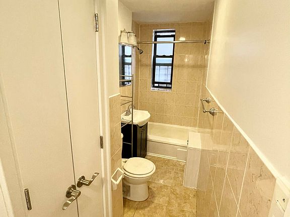 5th image of 585 E 21st St #L3i