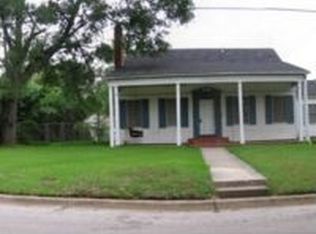 149 E Menefee St, Lufkin, TX 75901