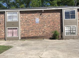 2025 Sherwood Meadow Dr, Baton Rouge, LA 70816