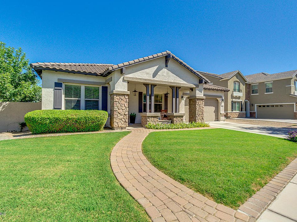 1st image of 20254 E Stonecrest Dr