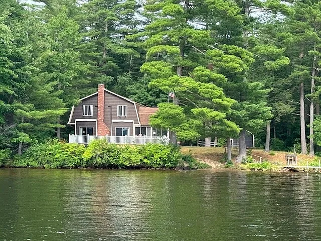104 Prouty Ln — Photo 3