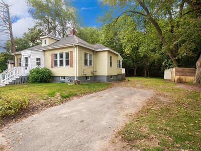 628 Boylston St, Newton, MA, 02459