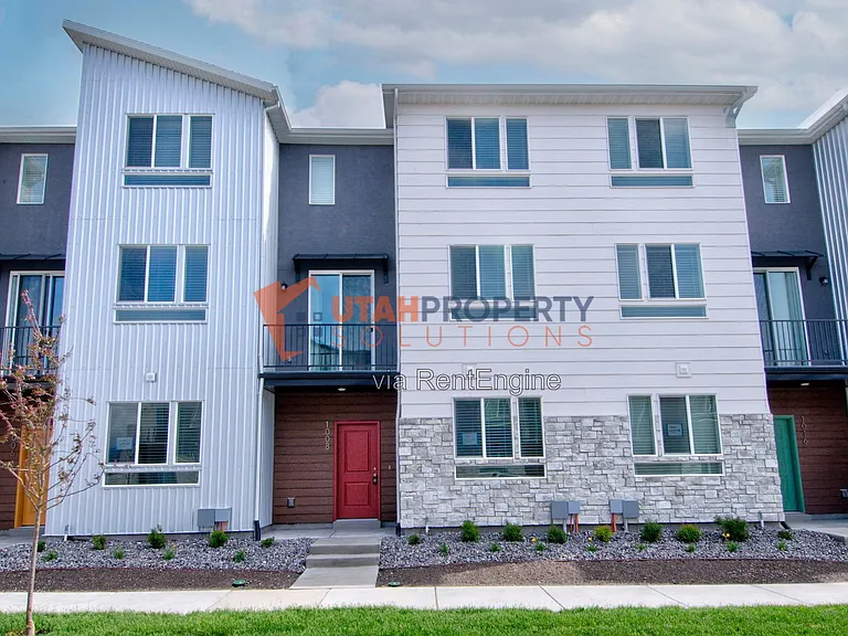 1008 W 430 S — Photo 2