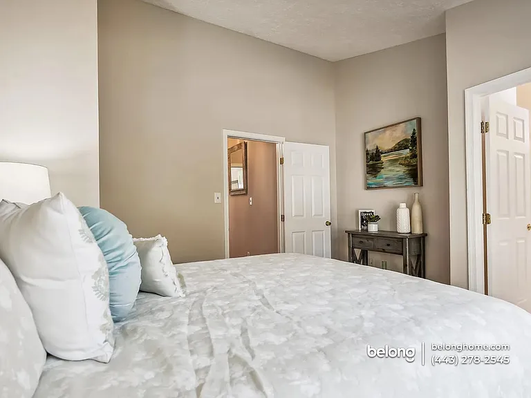 1227 Travis View Ct — Photo 5