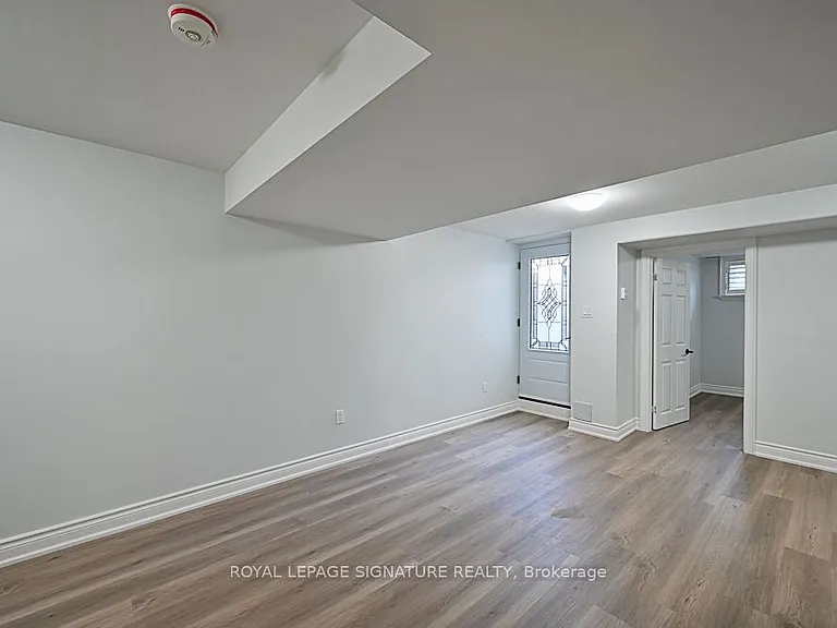 3 Searell Ave #BASEMENT — Photo 2