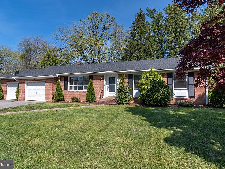 1st image of 214 Richard Dr