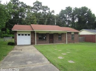 189 Randall Dr, Jacksonville, AR 72076