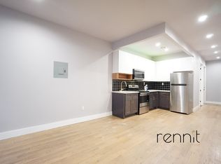 338 E 28th St, Brooklyn, NY 11226