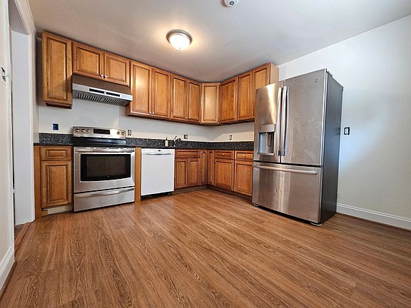 4th image of 4571 Logsdon Dr #14
