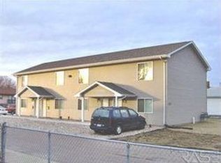 1209 N Duluth Ave, Sioux Falls, SD 57104