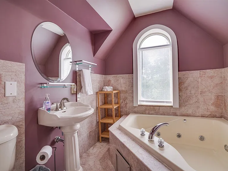 133 Montanesca Rd — Photo 41