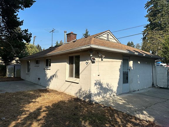 4th image of 23604 54th Ave W
