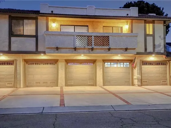 25245 Tanoak Ln, Lake Forest, CA 92630