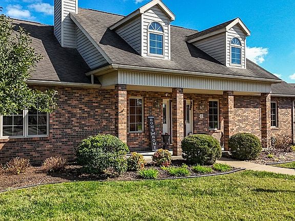 2nd image of 2 Sawgrass Cir
