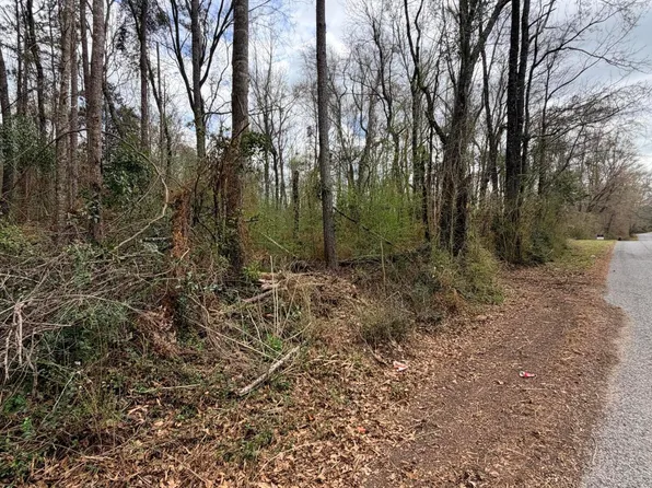 3 Gibson Rd, McComb, MS 39648